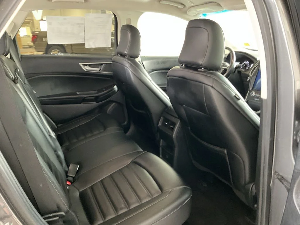 Used 2022 Gray Metallic Ford SEL image 17