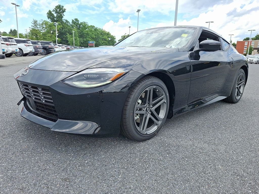 2026 Nissan Z — photo 2