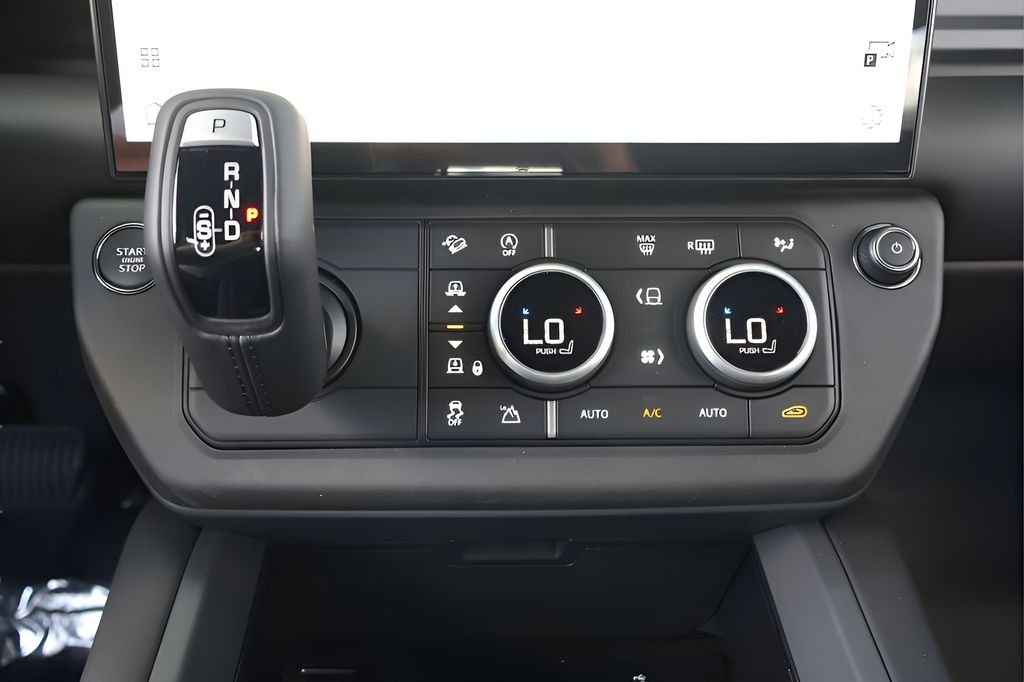 New 2026 Borasco Grey Land Rover X-Dynamic SE image 26