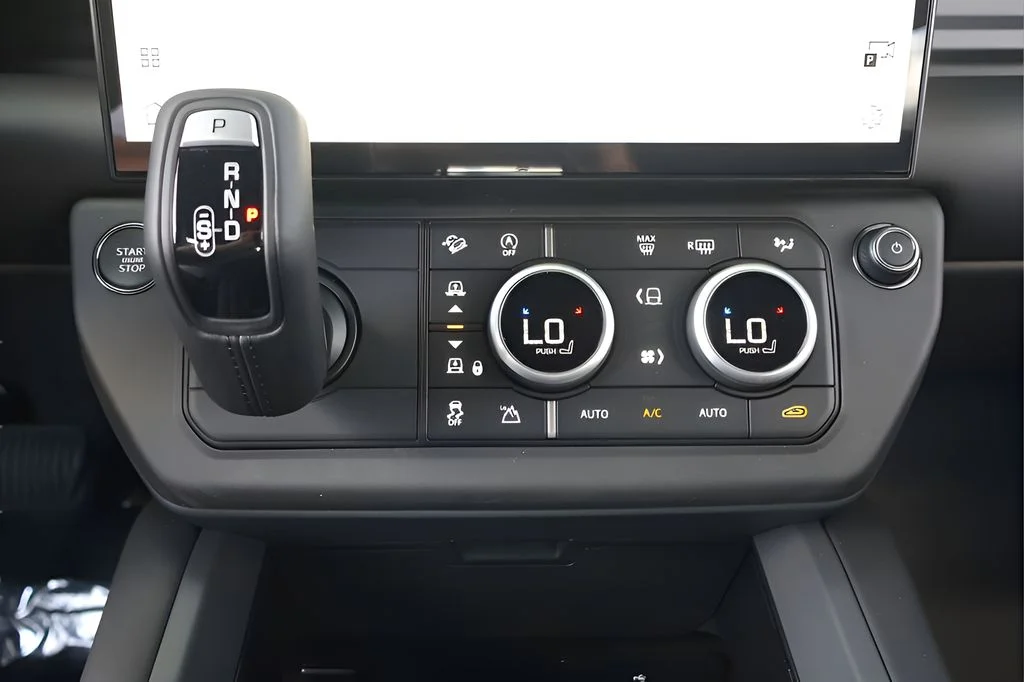 New 2026 Borasco Grey Land Rover X-Dynamic SE image 26