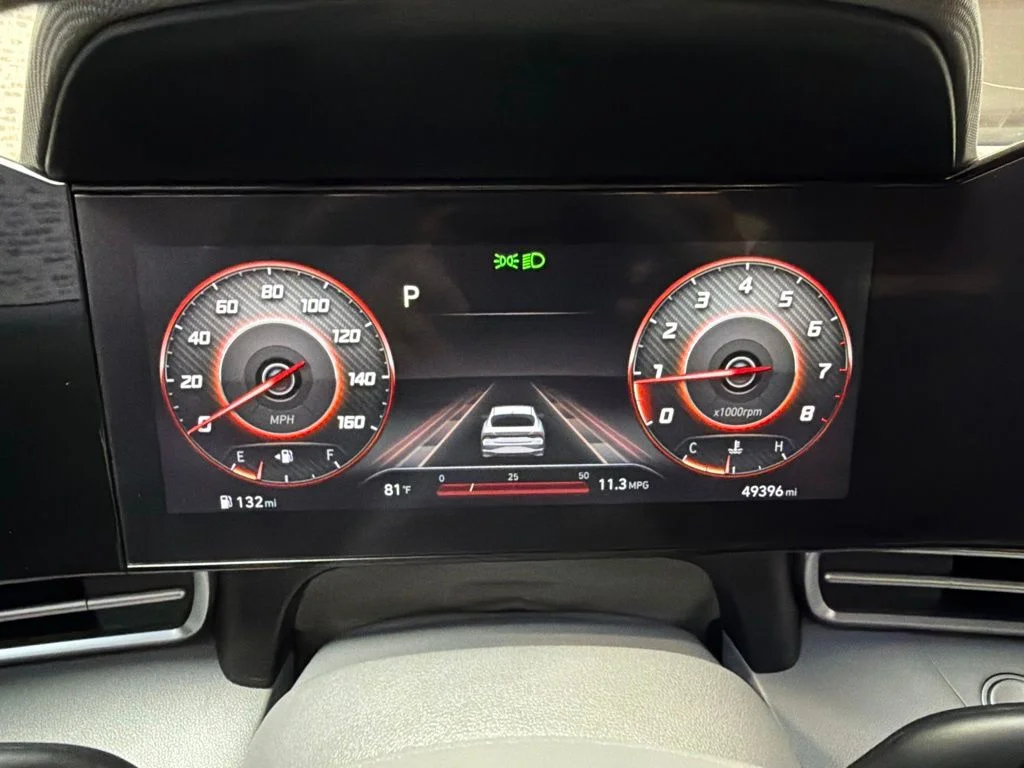 Used 2023 Fluid Metal Hyundai SEL image 25