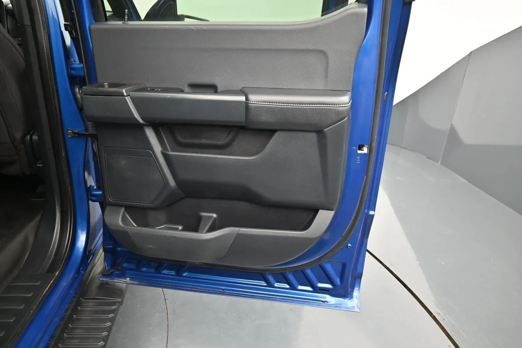 Used 2023 Blue Ford XL image 12