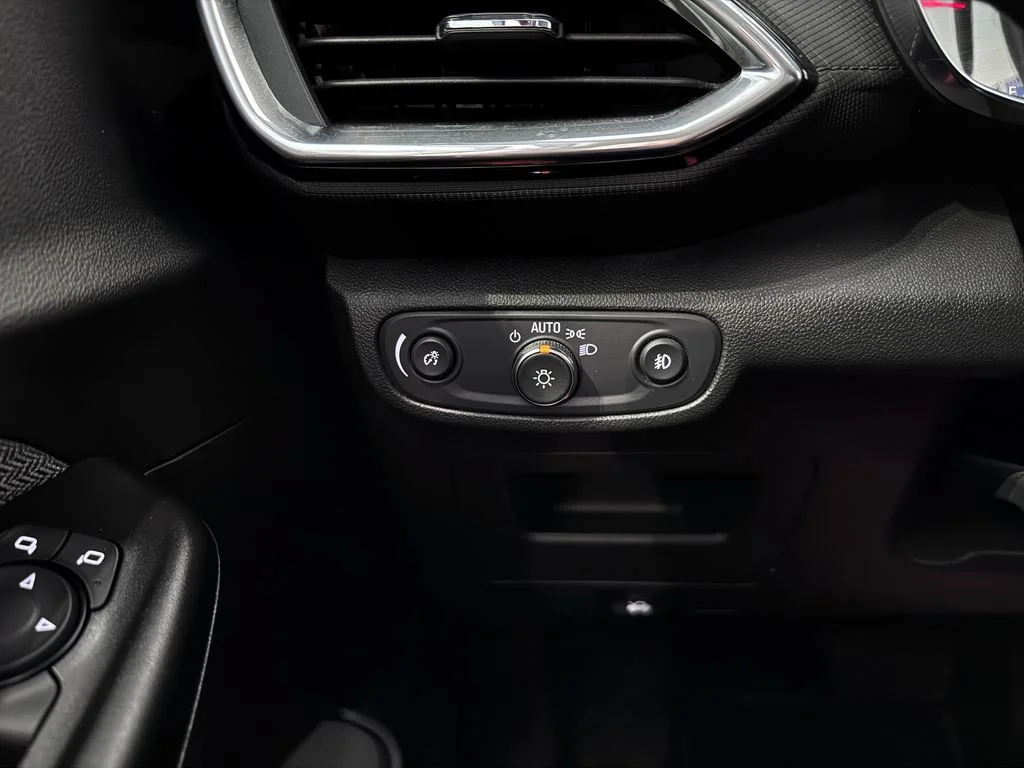 2023 Chevrolet TrailBlazer LT - Photo 24