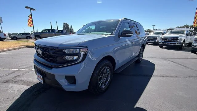 2027 Ford Expedition Active