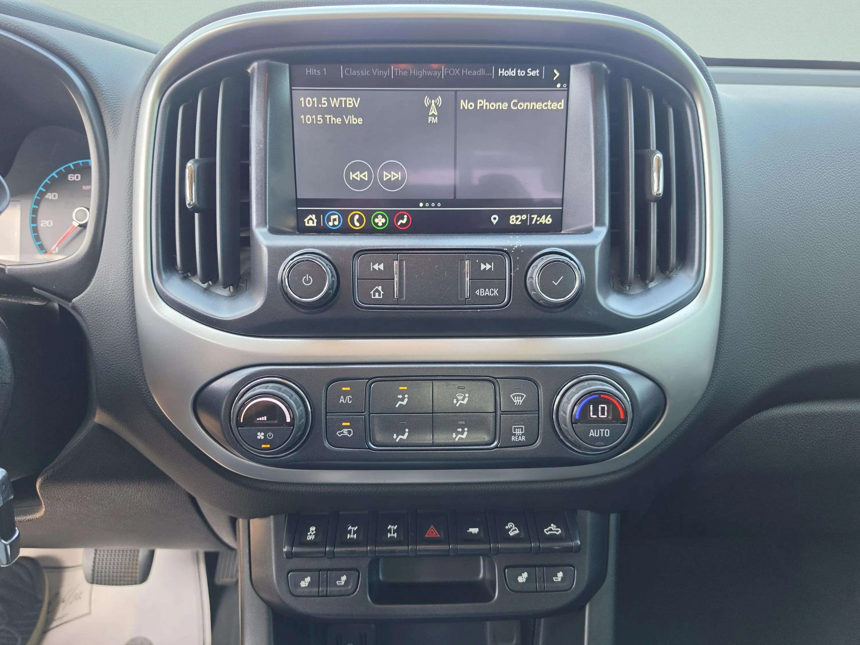 Used 2019 Red Hot Chevrolet 4WD ZR2 image 27
