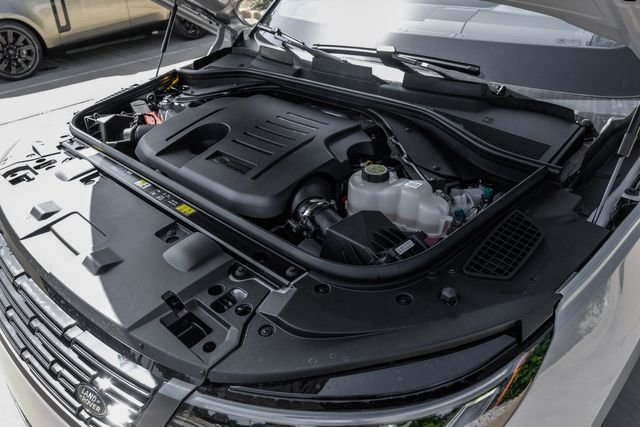 New 2026  Land Rover Dynamic SE image 60