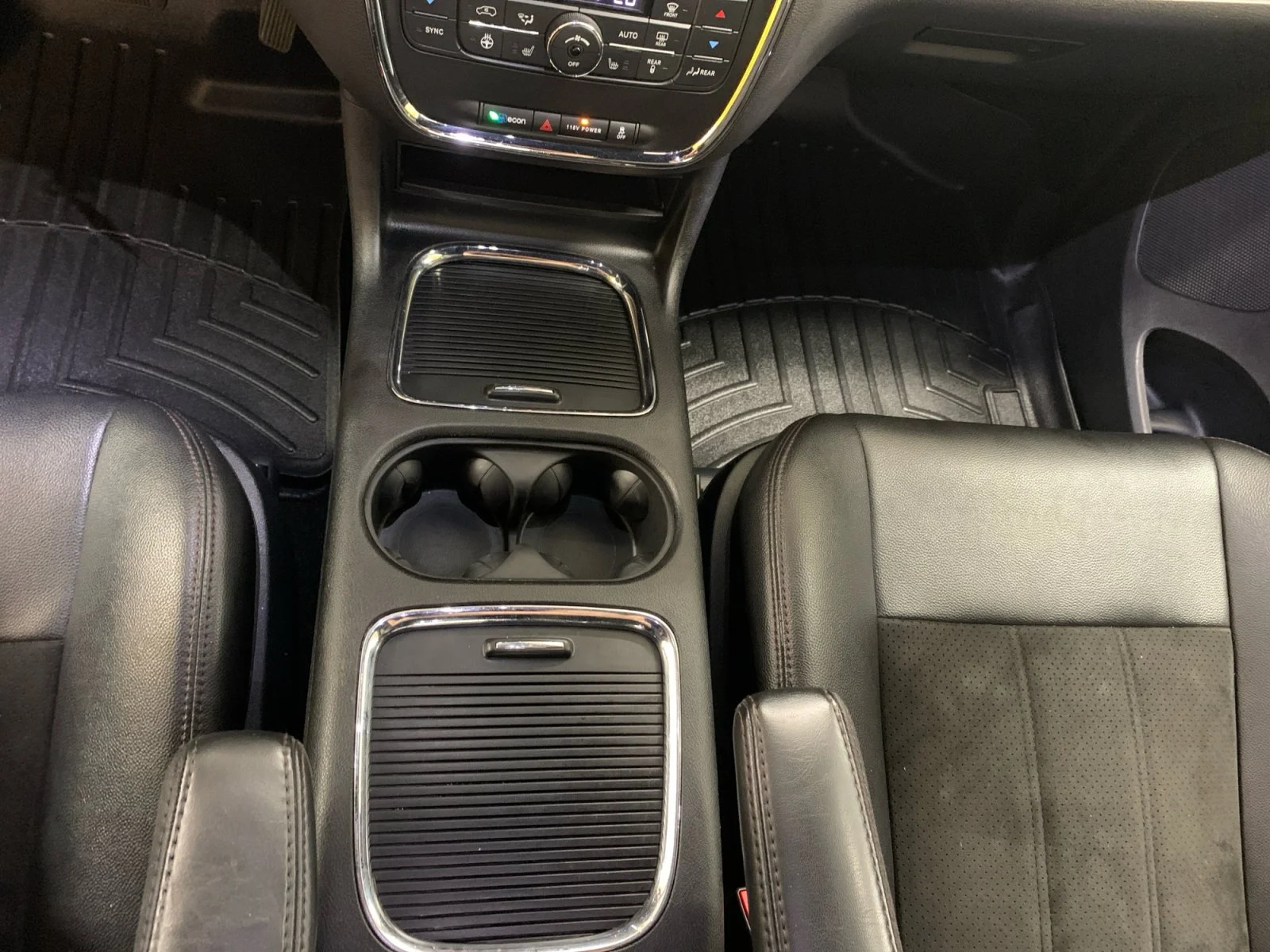 Used 2019 Silver Dodge 35th Anniversary image 15