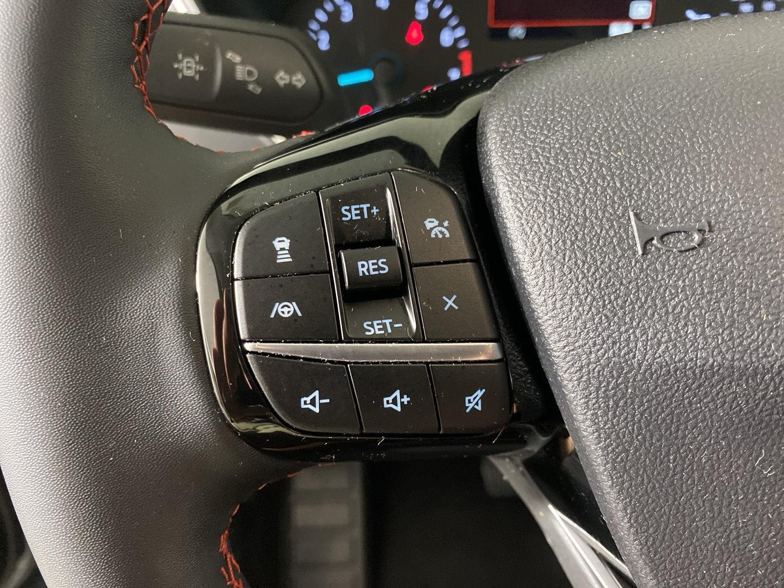 Used 2022 Stone Blue Metallic Ford SEL image 18
