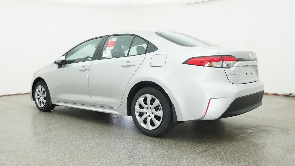 New 2026 Classic Silver Metallic Toyota LE image 4