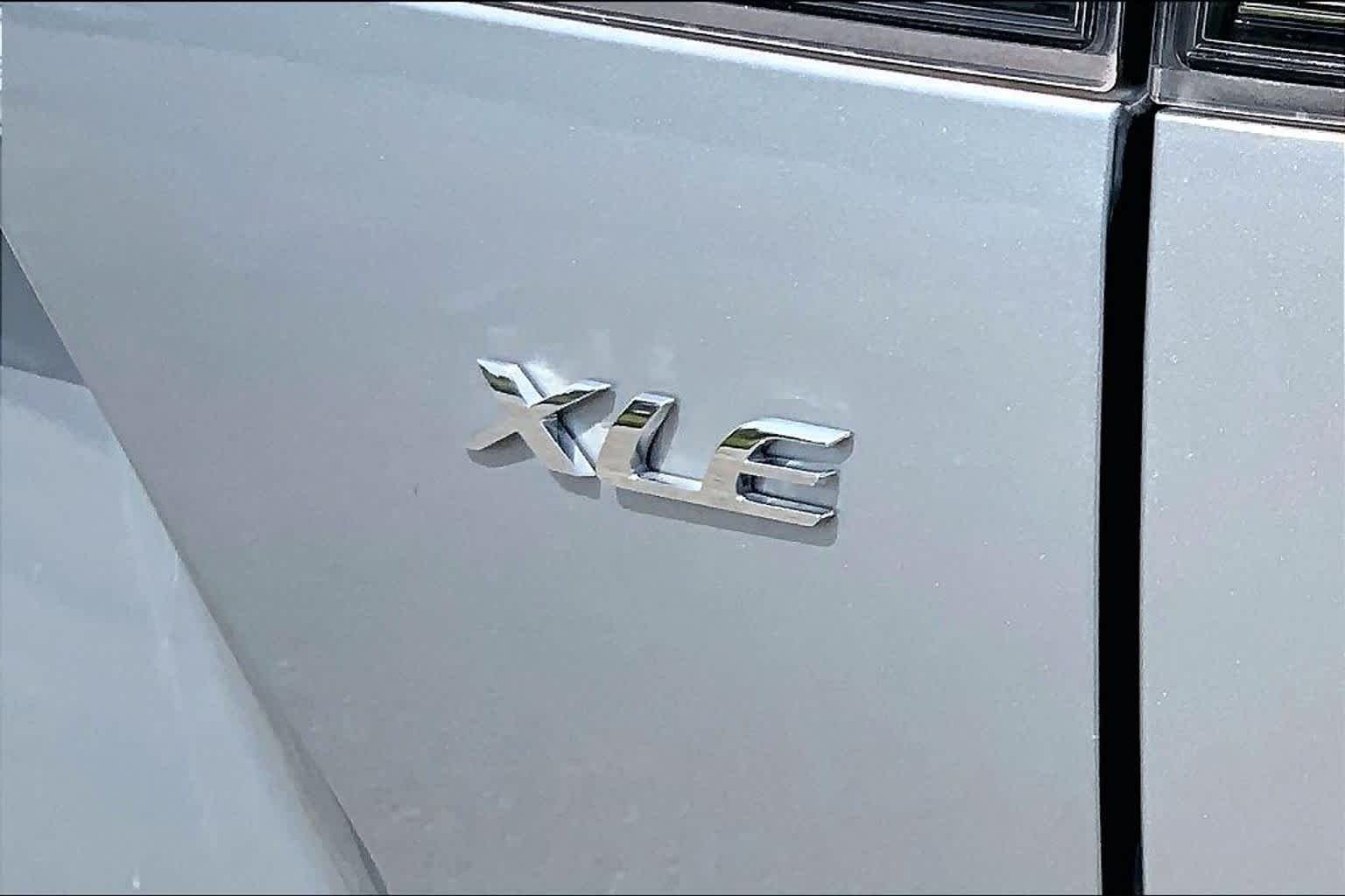 Used 2025 Sonic Silver Toyota XLE image 30