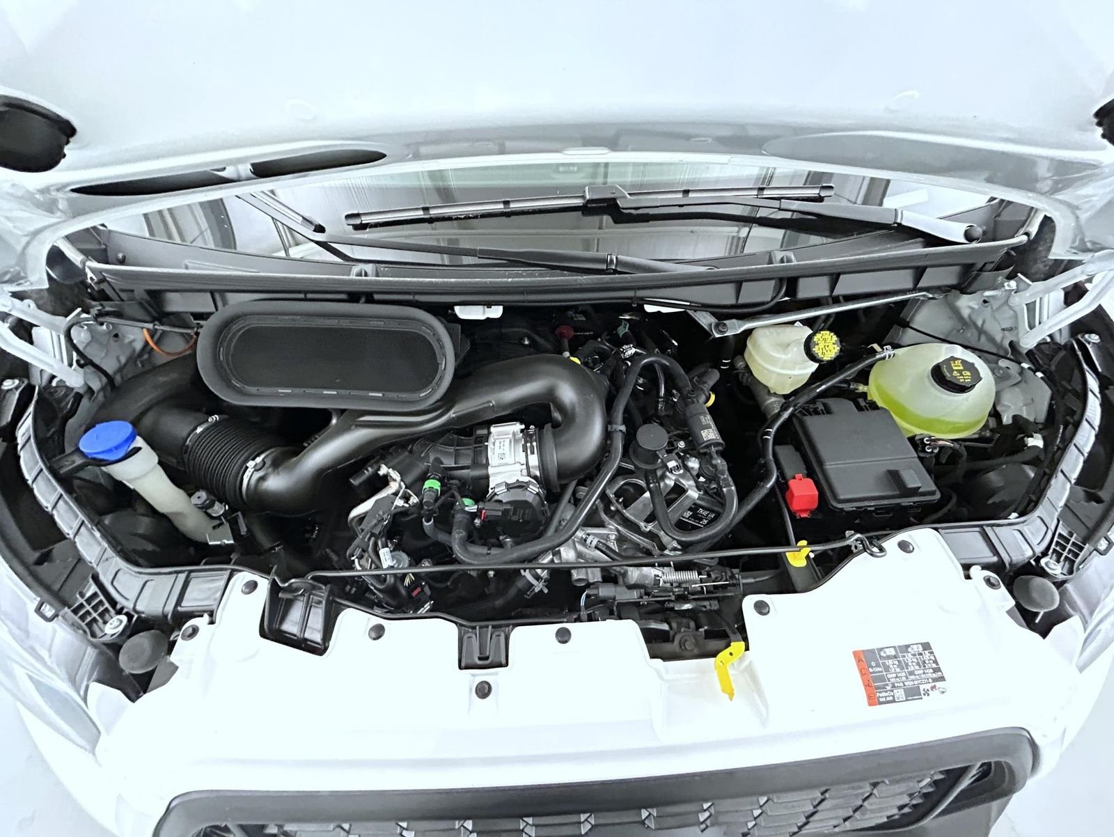 New 2026 Oxford White Ford XL image 22