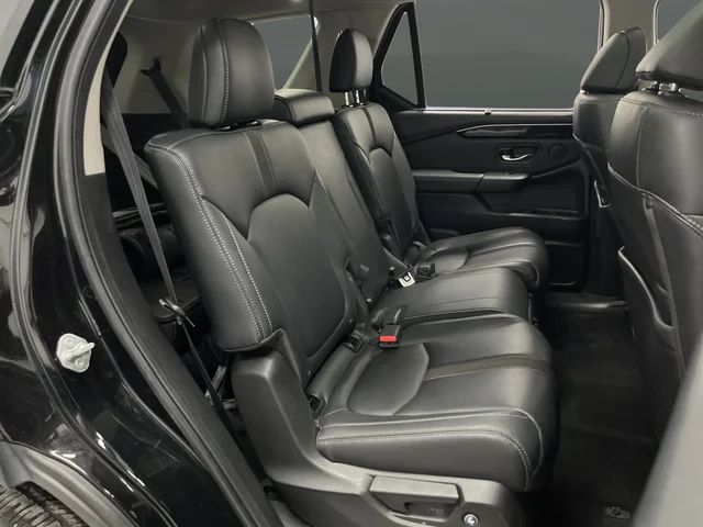 Used 2023 Crystal Black Pearl Honda Touring image 30
