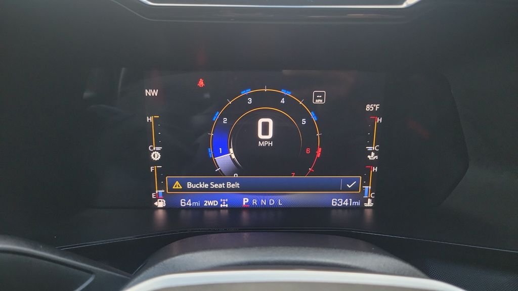 Used 2023 Gray Chevrolet Z71 image 21