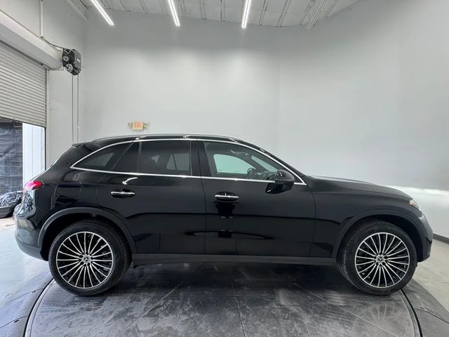 New 2026  Mercedes-Benz GLC 300 image 14