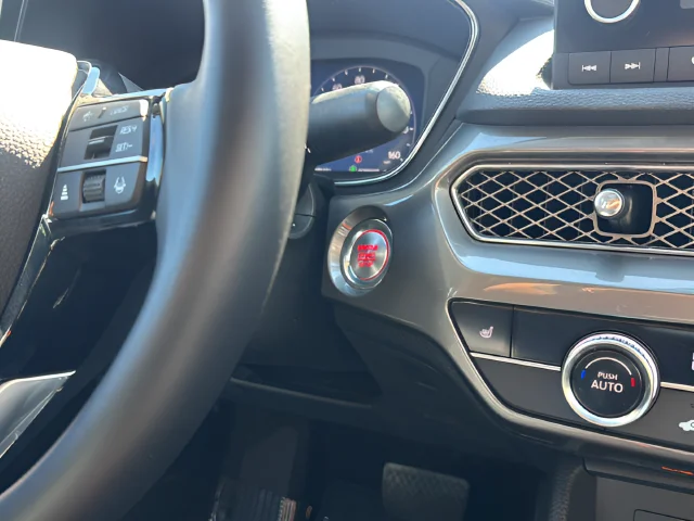 Used 2023 White Acura Base image 13