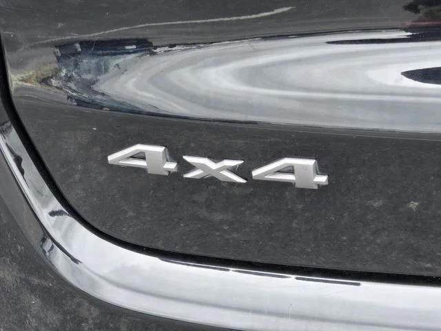 Used 2018 Black Jeep Trailhawk image 16