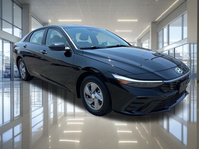 Certified Used 2024 Abyss Black Hyundai SE image 7