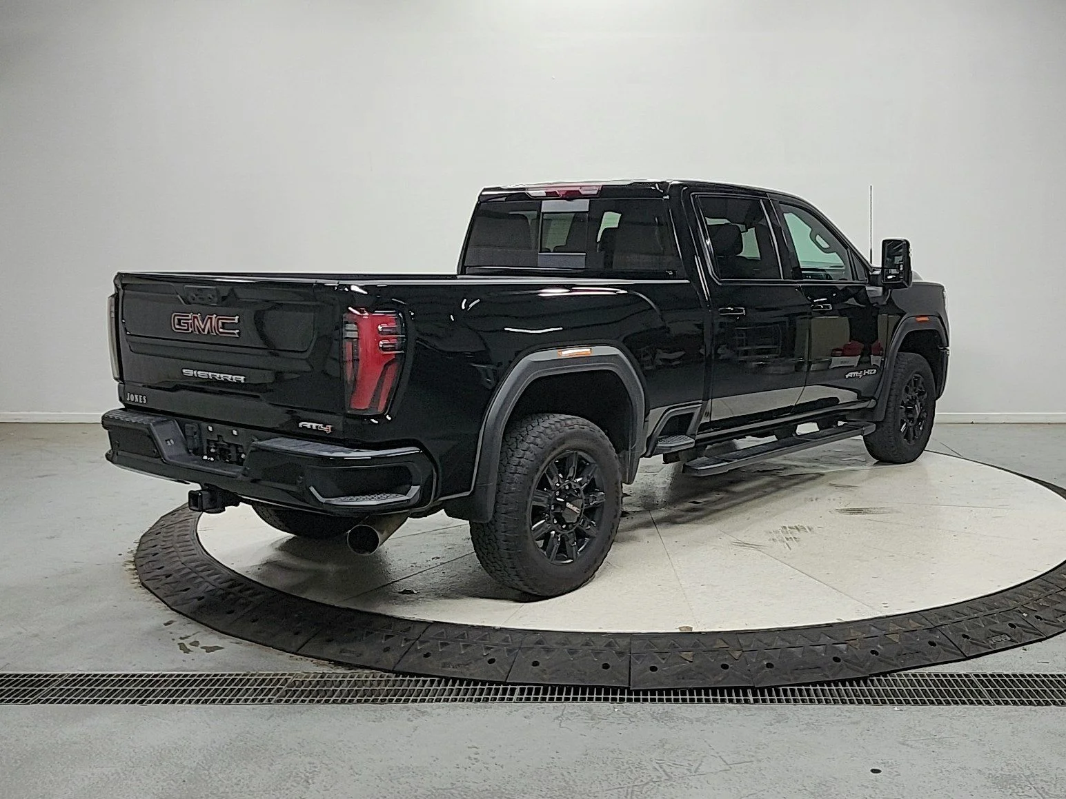 Used 2024 Black GMC AT4 image 8