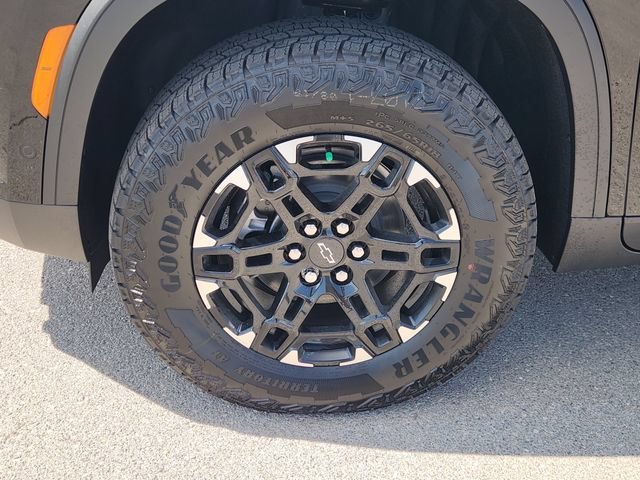 2027 Chevrolet Traverse Z71 - Photo 13