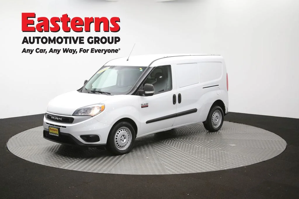 Used 2022 White Ram Base image 55