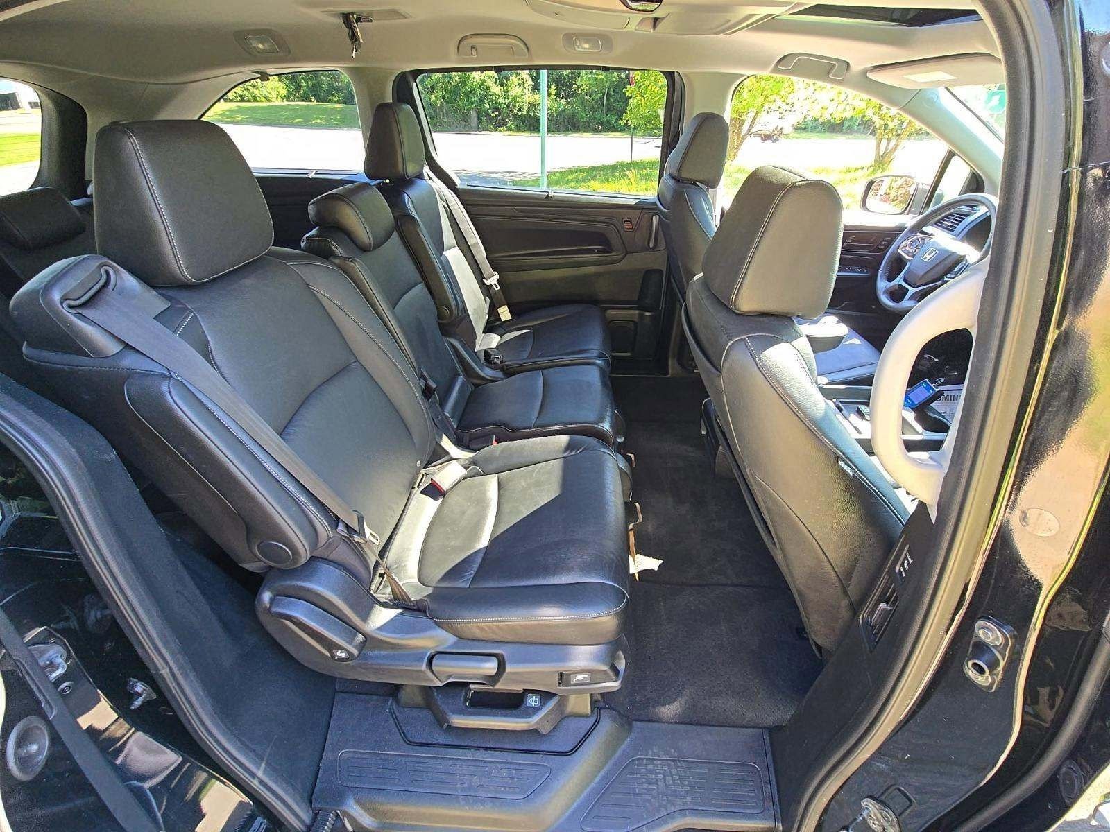 Certified Used 2023 Crystal Black Pearl Honda Touring image 13