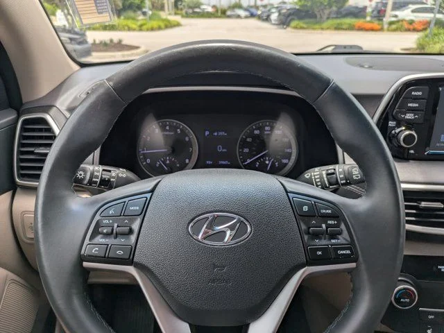 Used 2019 Black Noir Pearl Hyundai Limited image 23