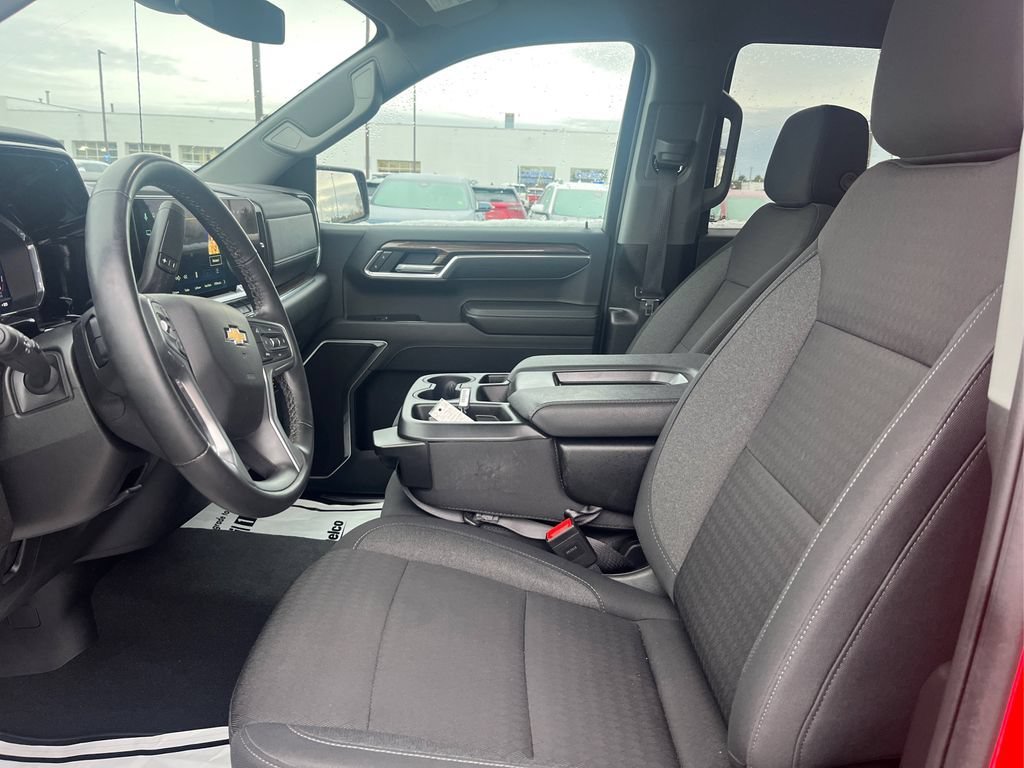 2025 Chevrolet Silverado 1500 LT - Photo 19