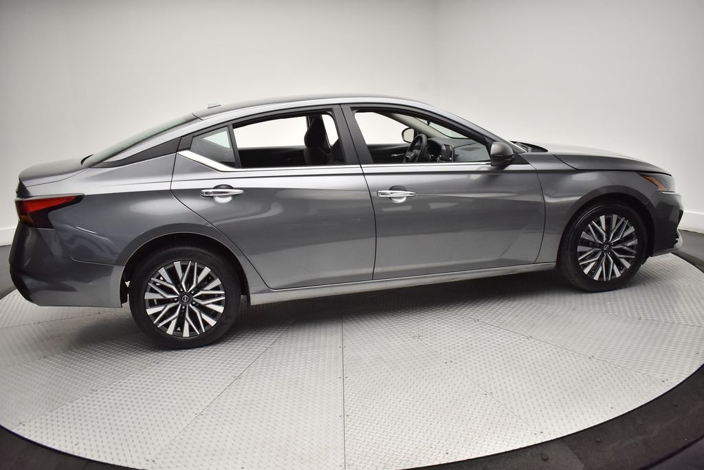 Certified Pre-Owned 2024 Nissan Altima 2.5 SV 4D Sedan in Jersey