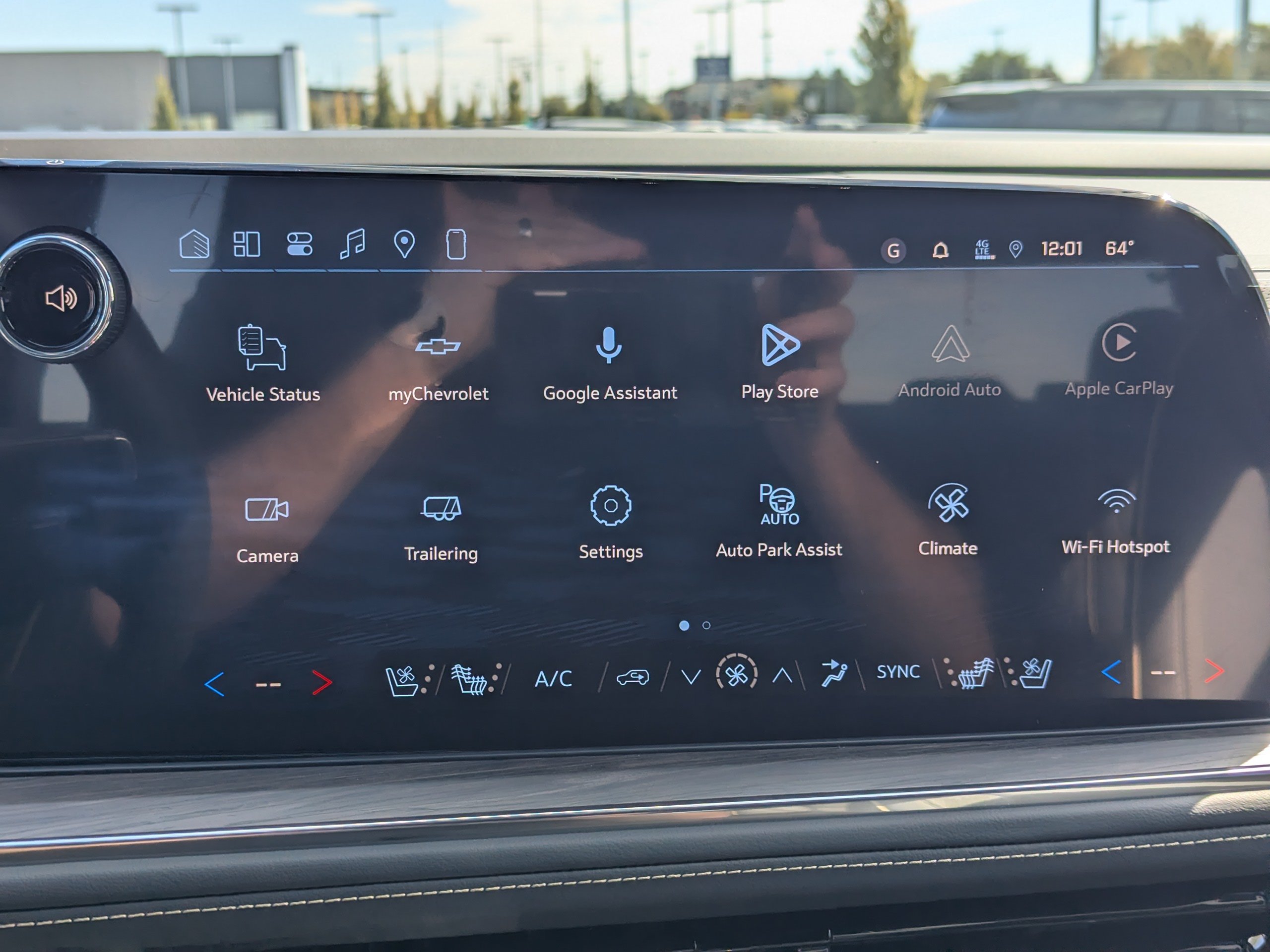 2026 Chevrolet Suburban Premier - Photo 20