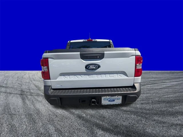 New 2026 Space White Metallic Ford XLT image 4