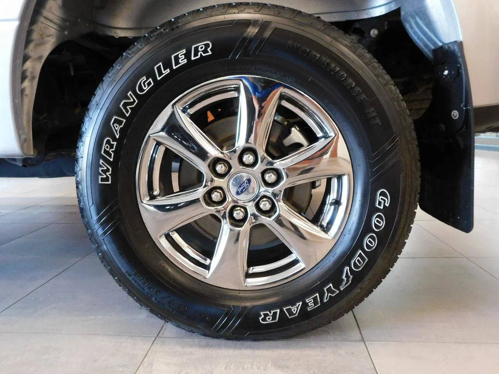 Used 2020 Iconic Silver Metallic Ford XLT image 7