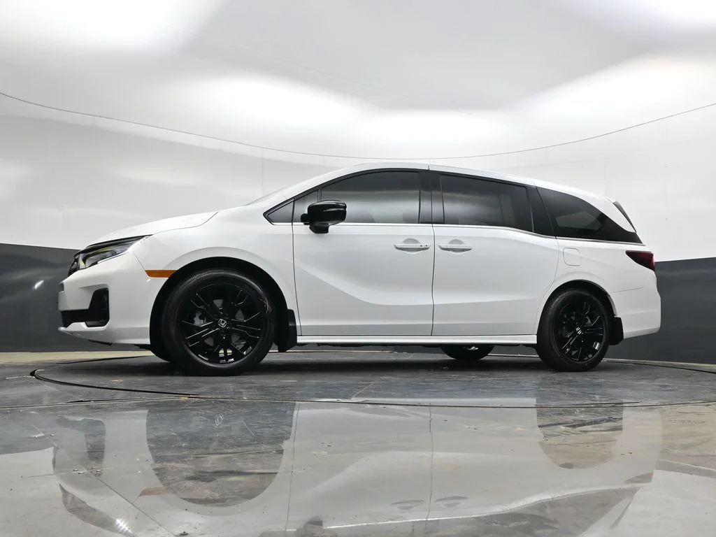 New 2026 Platinum White Pearl Honda Sport-L image 29
