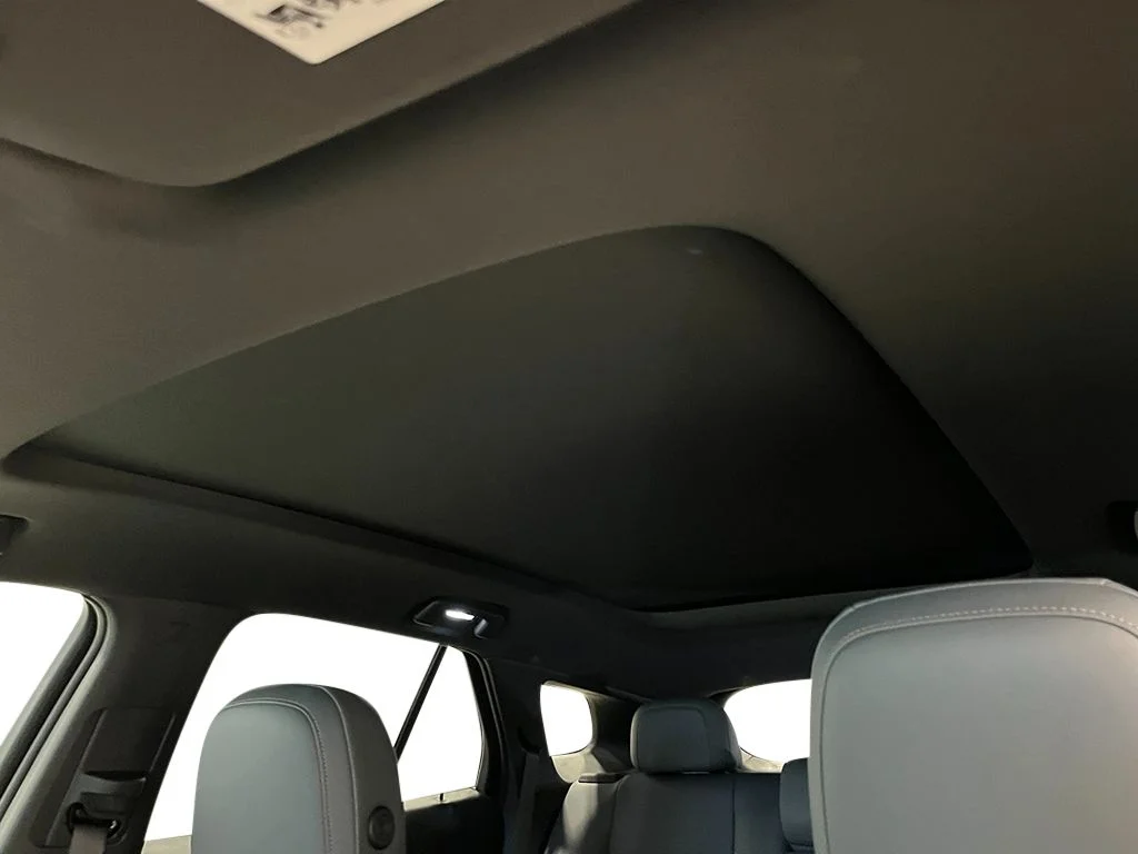 New 2026 Sonic Gray Pearl Honda Touring image 22