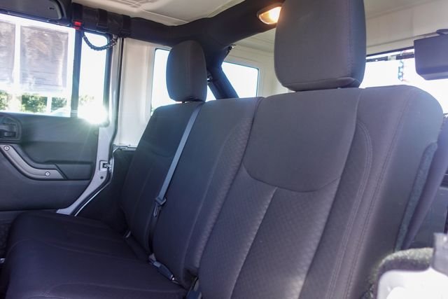 Used 2017 Silver Jeep Unlimited Sport image 24