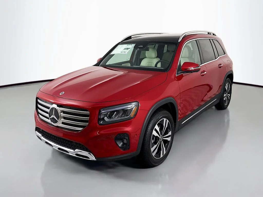 2026 Mercedes-Benz GLB GLB 250 4MATIC's photo