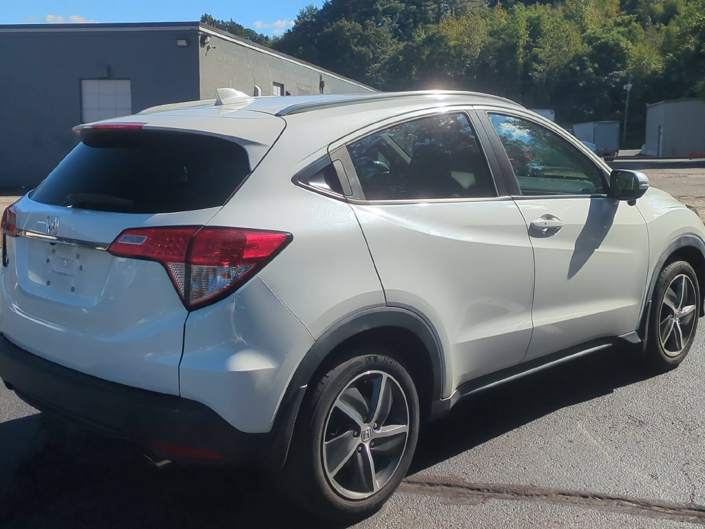 Used 2022 White Honda EX image 3