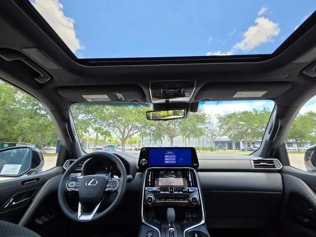New 2026 Eminent White Pearl Lexus OVERTRAIL image 28