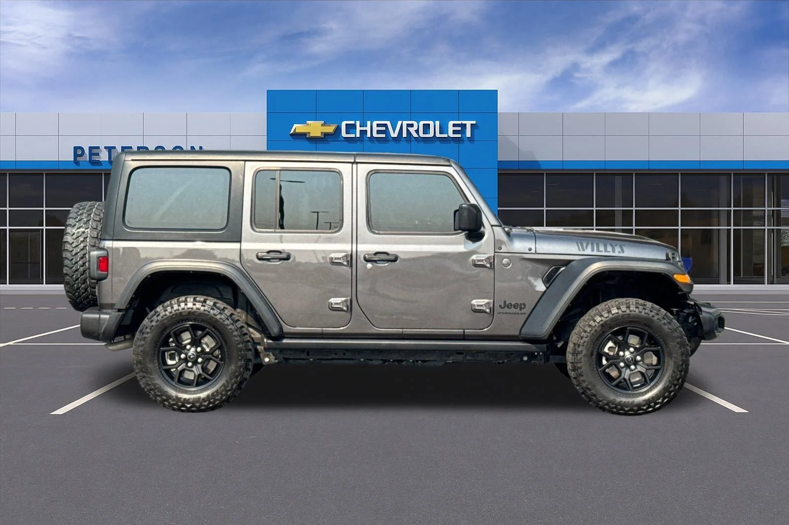 Used 2024 Gray Jeep Sport image 3
