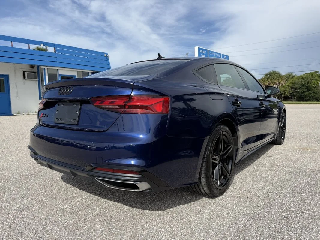 Used 2021 Blue Audi Premium 45 TFSI quattro S tronic image 5