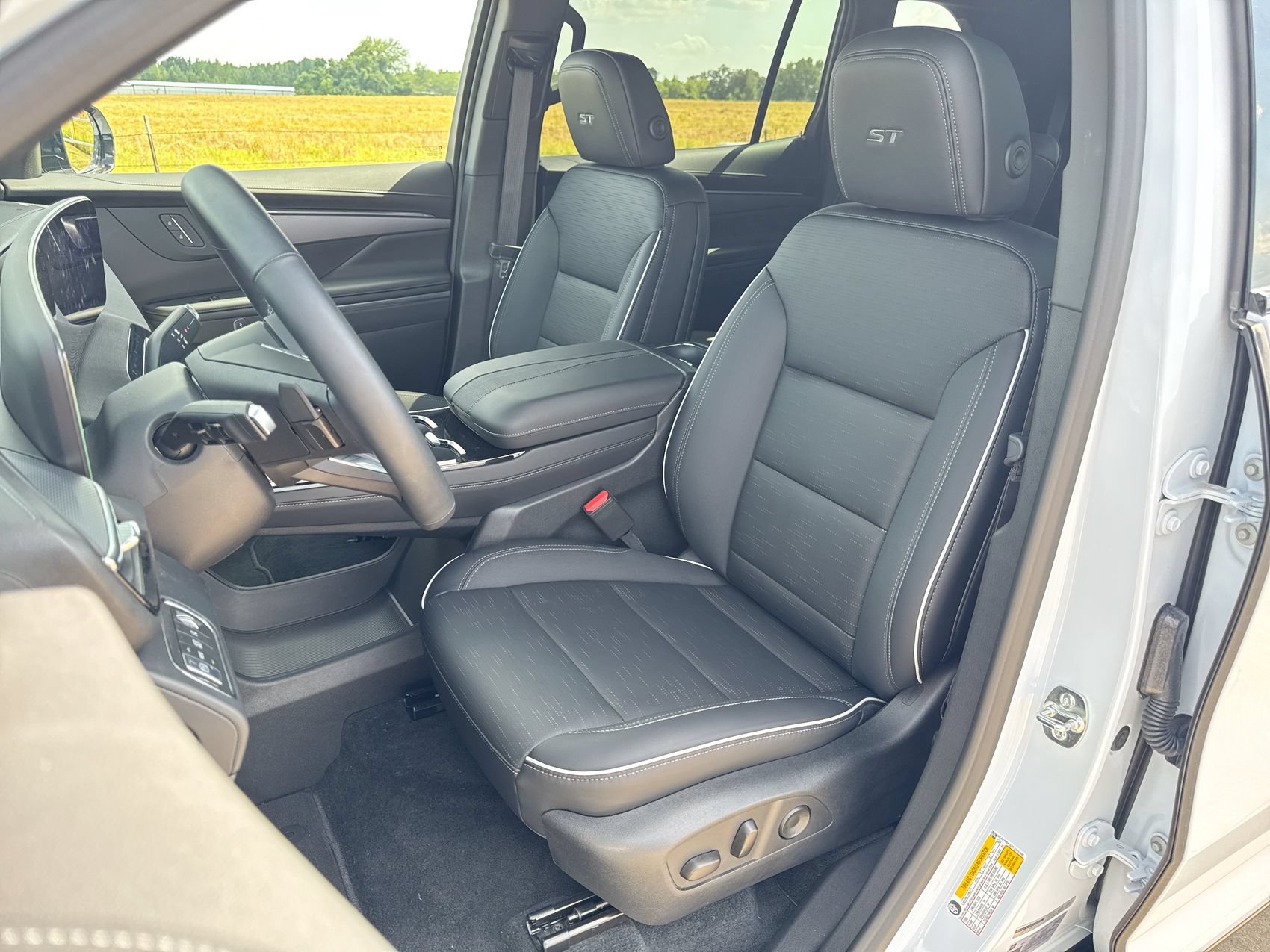 2026 Buick Enclave Sport Touring - Photo 11