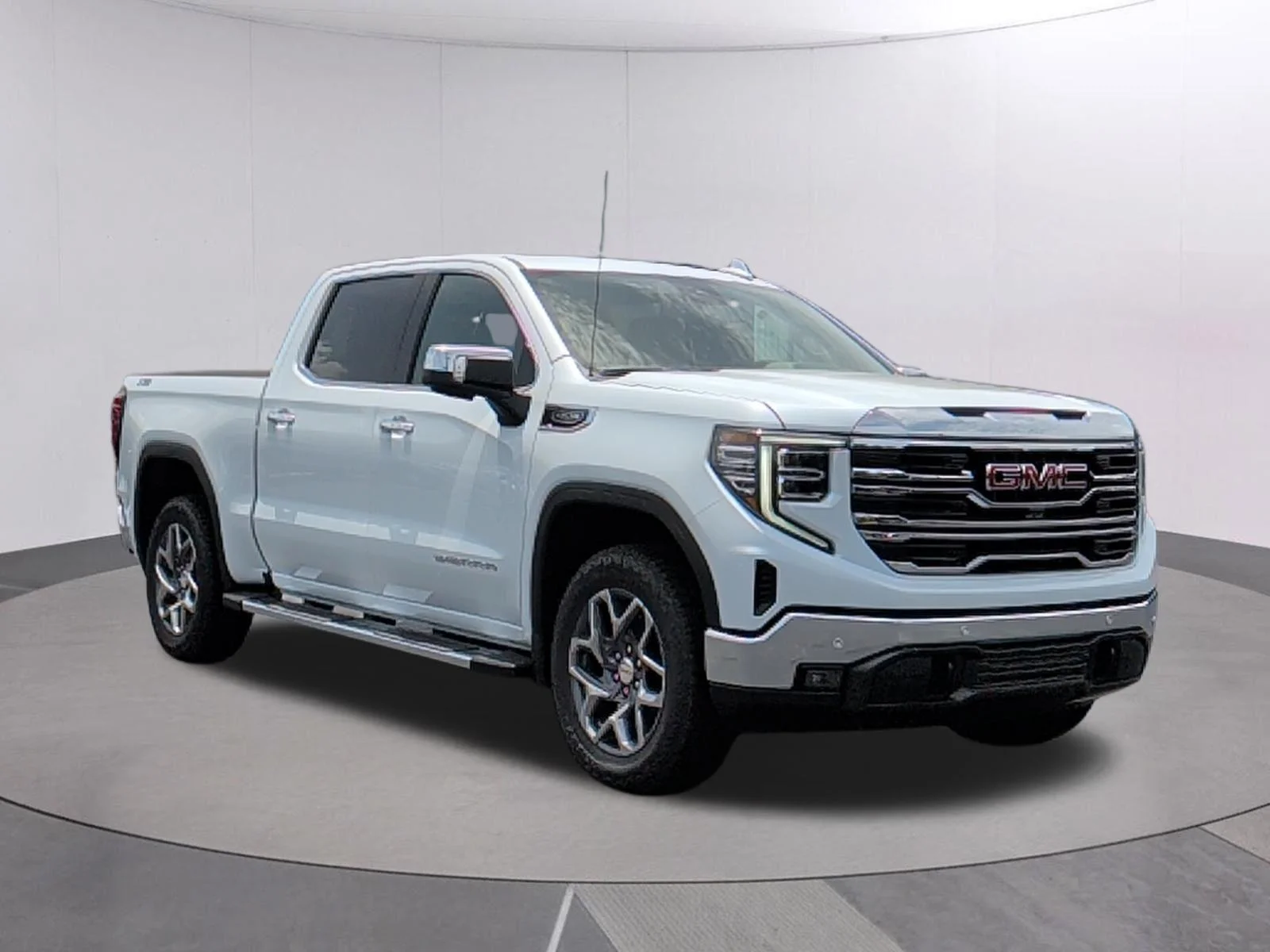 New 2026 Glacier White Tricoat GMC SLT image 8