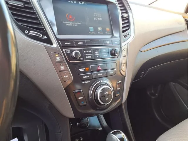 Used 2018 Blue Hyundai Limited Ultimate image 8
