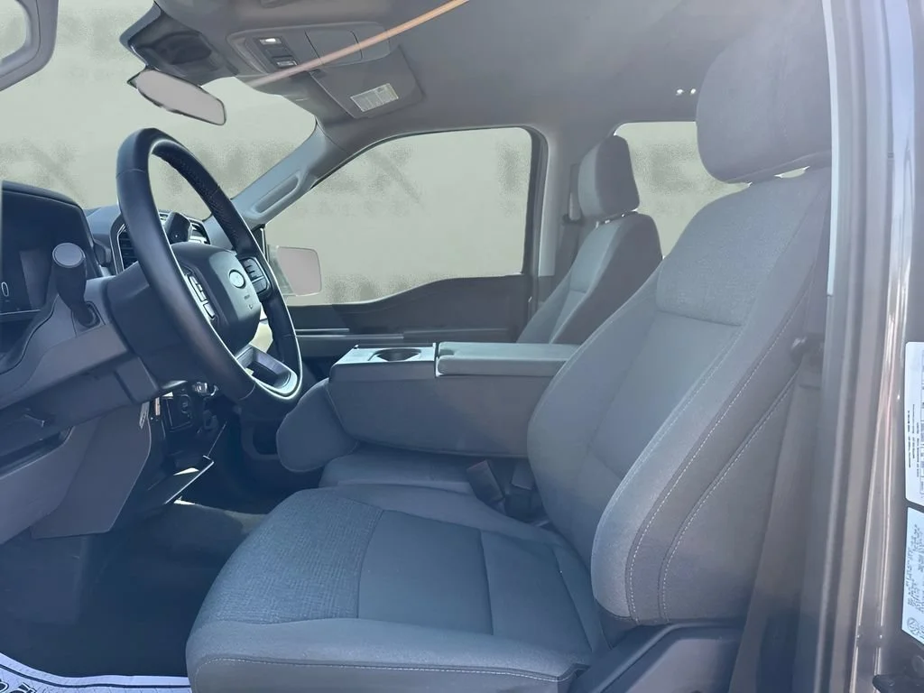 Used 2025 White Ford XLT image 12