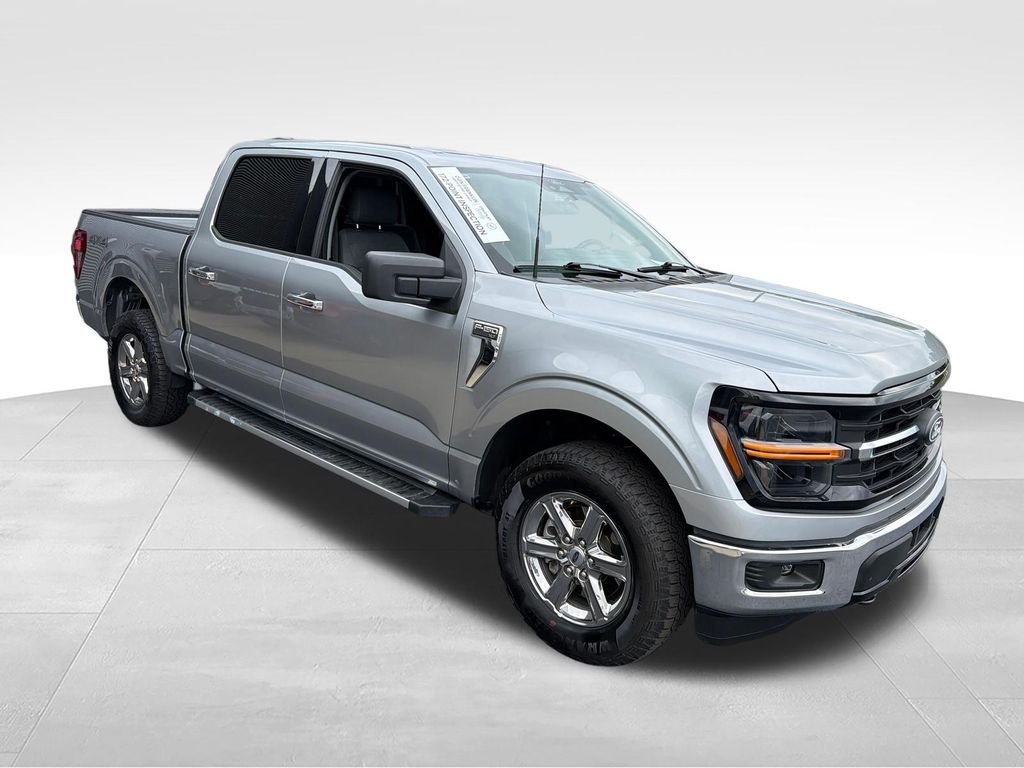 Used 2025 Silver Ford XLT image 7