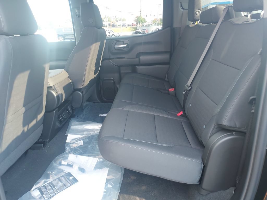New 2026 Onyx Black GMC Pro image 14