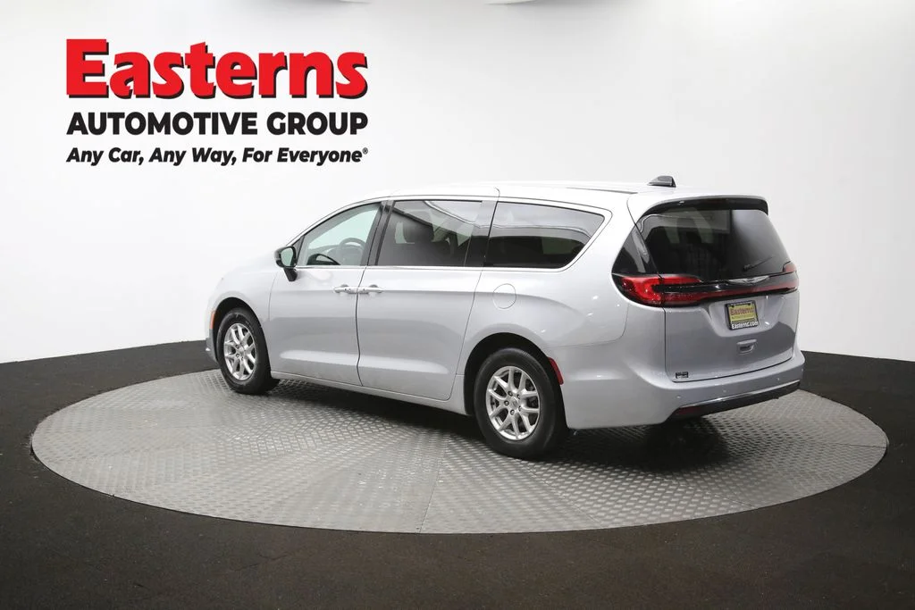 Used 2024 Silver Chrysler Touring L image 63