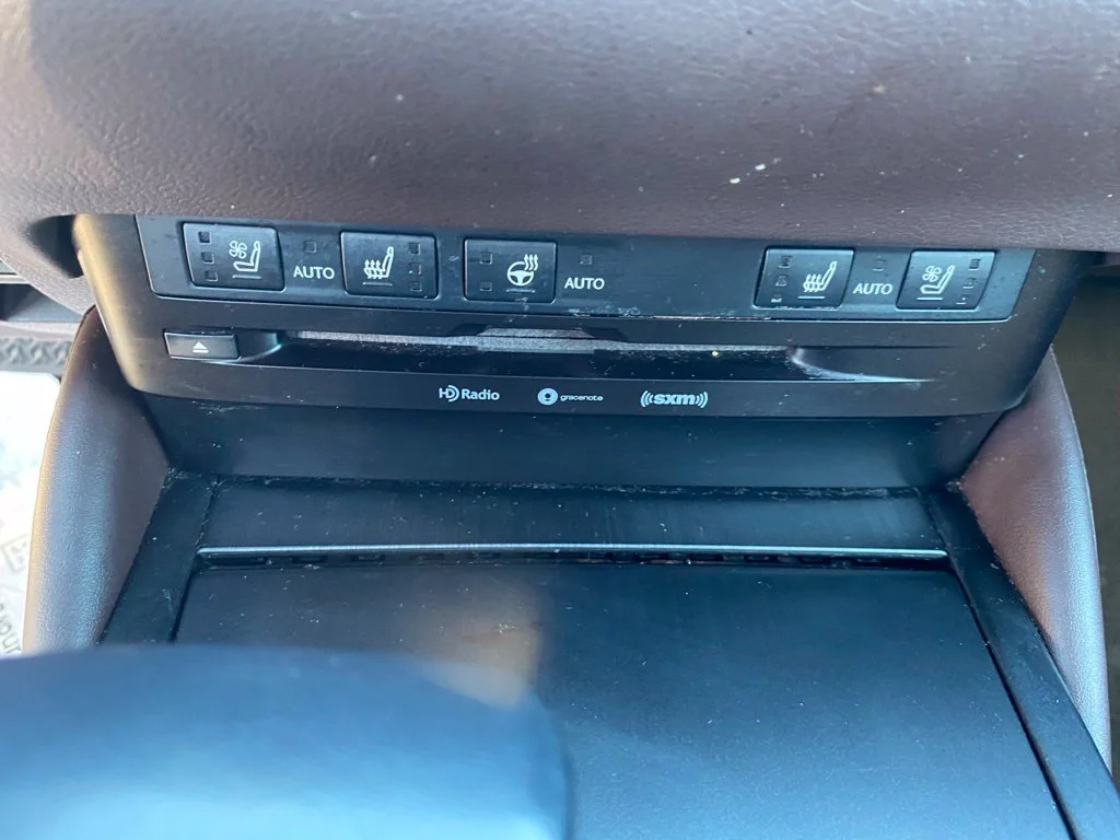 Used 2021 White Lexus 250 image 23