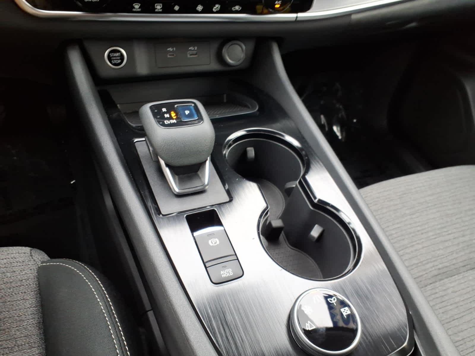 Used 2022 Gun Metallic Nissan SV image 21