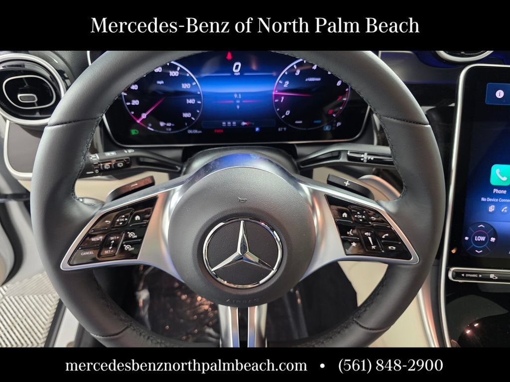 New 2026 MANUFAKTUR Moonlight White Metallic Mercedes-Benz GLC 300 image 44