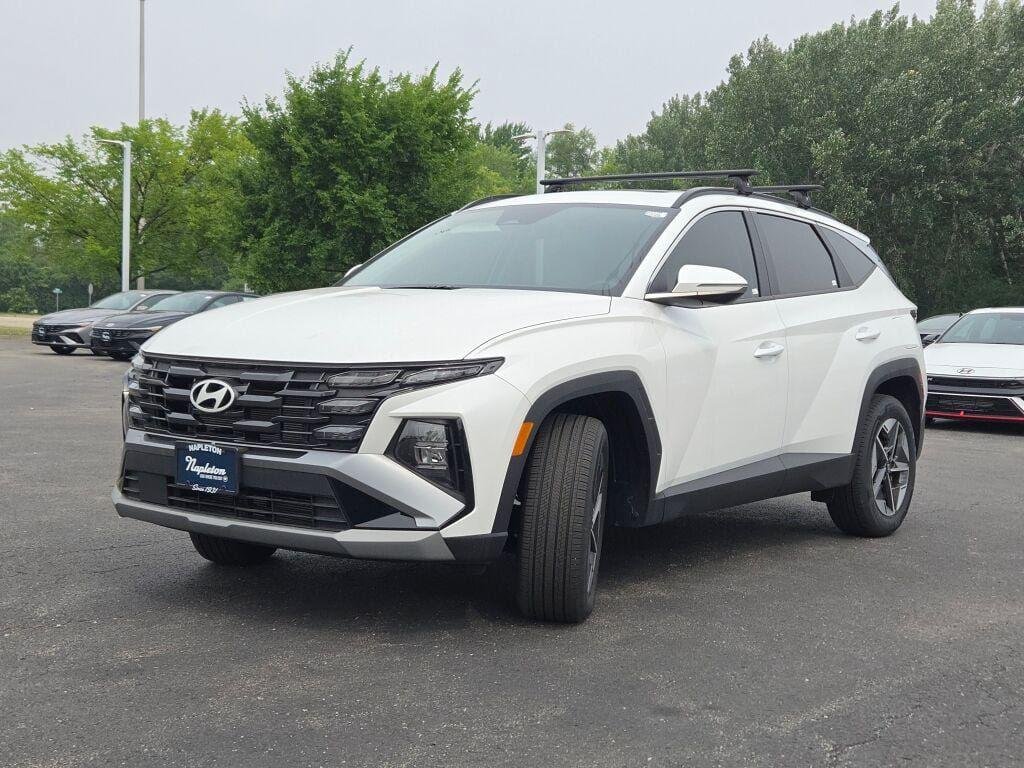 New 2025 Serenity White Pearl Hyundai SEL Convenience AWD image 6